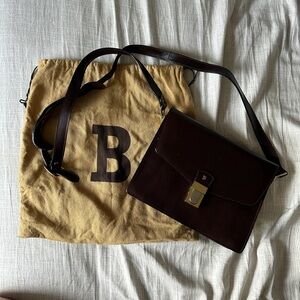 Bally vintage brown leather crossbody bag with gold hardware